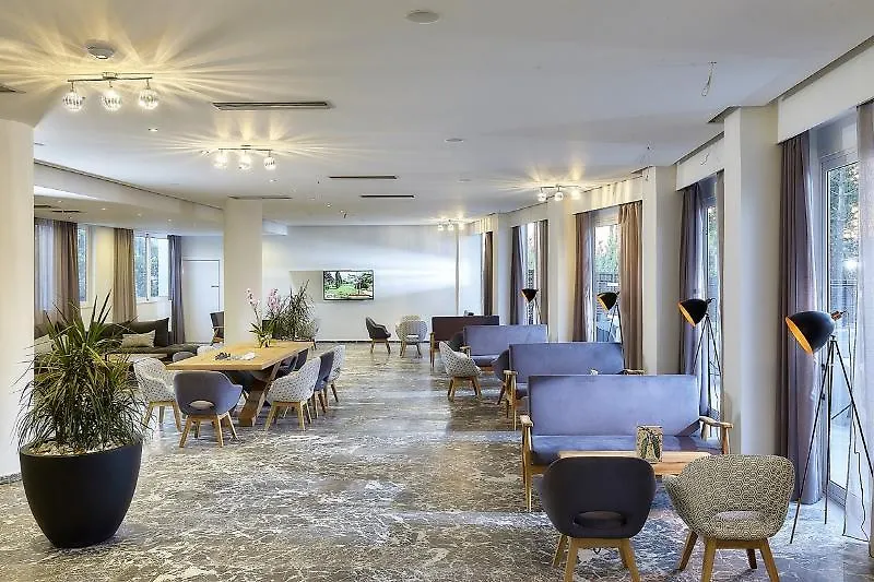 Vasia Royal Hotel 古瓦伊